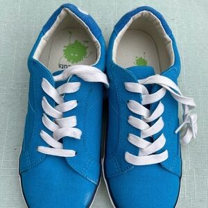 Crewcuts Blue and White Classic Sneakers